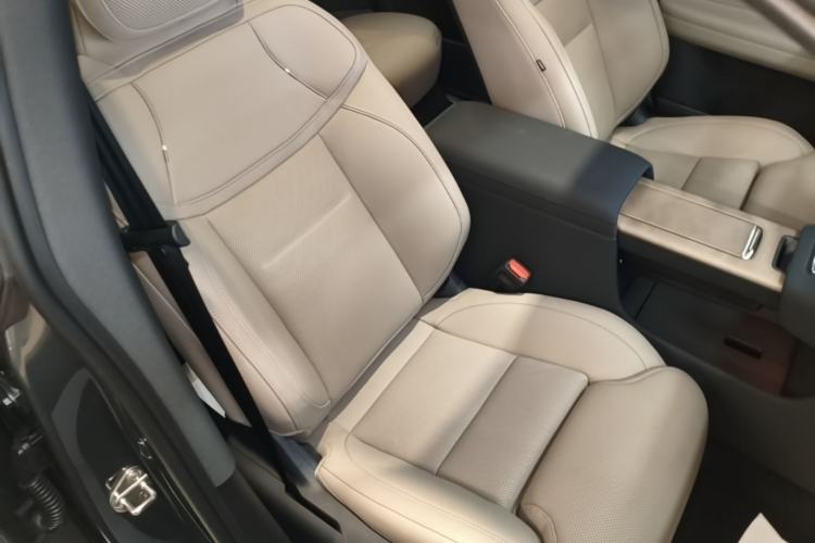 Used Volvo XC70 Plug-in Hybrid 2026 Model Four-Wheel Drive Long-Range Ultra Right Front Seat