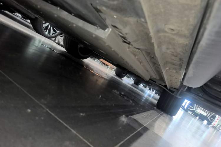 Used Volvo XC70 Plug-in Hybrid 2026 Model Four-Wheel Drive Long-Range Ultra Right Side Sill