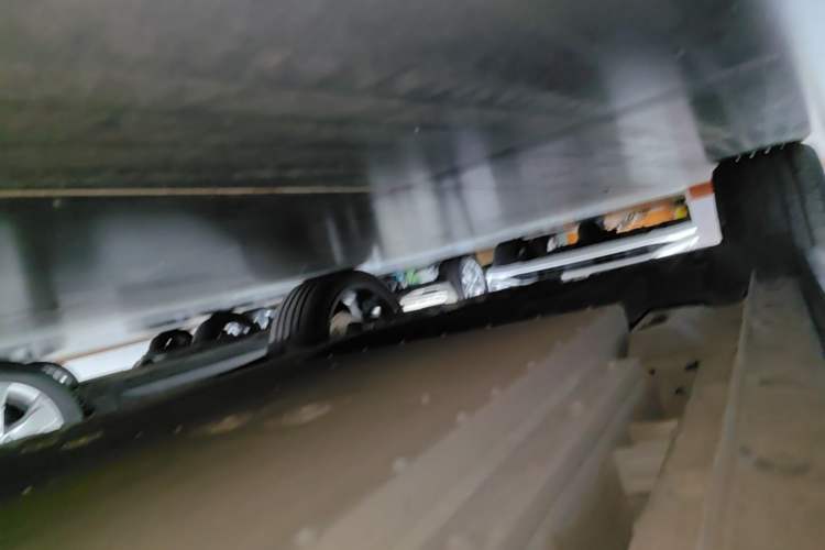 Used Volvo XC70 Plug-in Hybrid 2026 Model Four-Wheel Drive Long-Range Ultra Right Side Sill