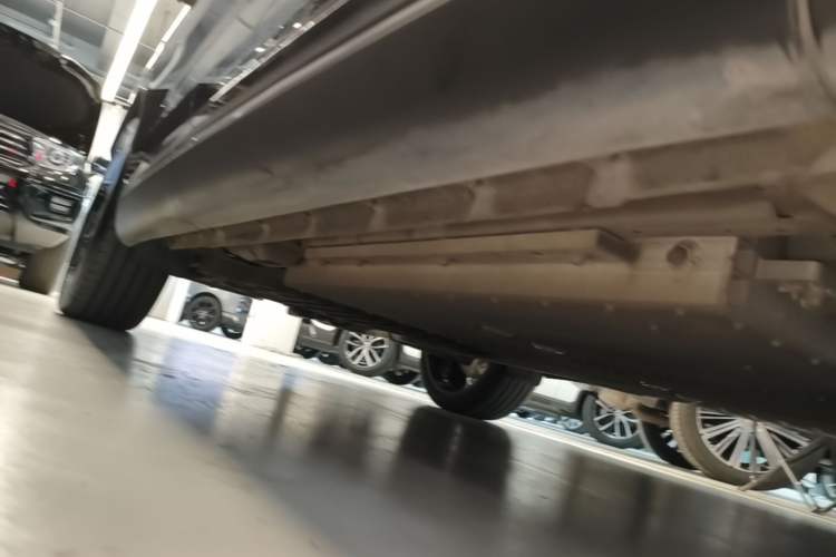 Used Volvo XC70 Plug-in Hybrid 2026 Model Four-Wheel Drive Long-Range Ultra Right Side Sill