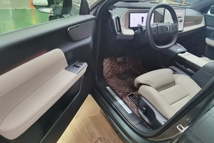 Used Volvo XC70 Plug-in Hybrid 2026 Model Four-Wheel Drive Long-Range Ultra Driver Seat