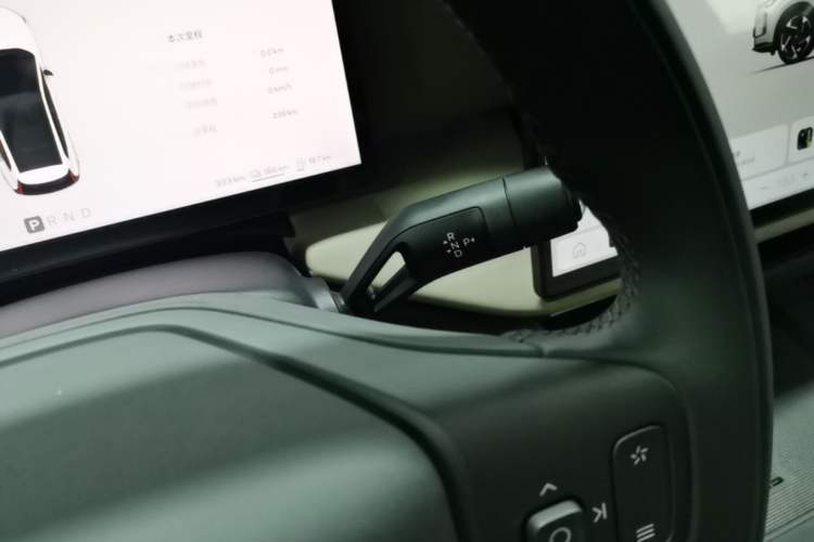 Used Volvo XC70 Plug-in Hybrid 2026 Model Four-Wheel Drive Long-Range Plus Gear Lever