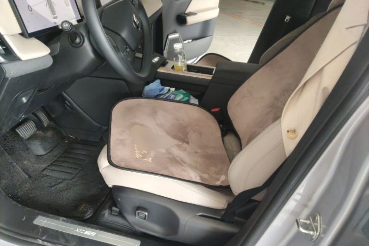 Used Volvo XC70 Plug-in Hybrid 2026 Model Four-Wheel Drive Long-Range Core Left Front Seat