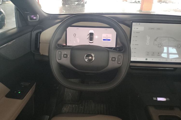 Used Volvo XC70 Plug-in Hybrid 2026 Model Two-Wheel Drive Long-Range Core Steering Wheel