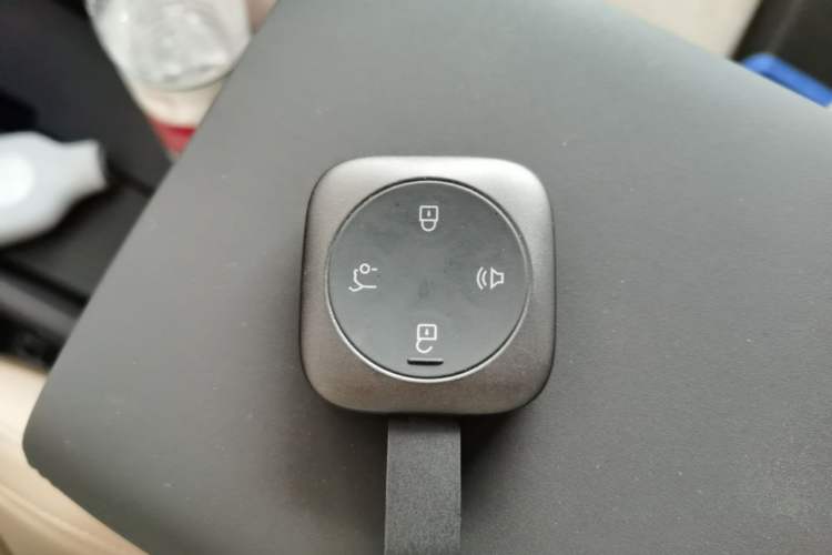 Used Volvo XC70 Plug-in Hybrid 2026 Model Two-Wheel Drive Long-Range Core Vehicle Key