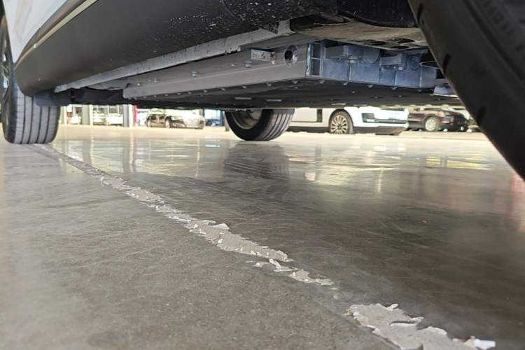Used Volvo XC70 Plug-in Hybrid 2026 Model Four-Wheel Drive Long-Range Core Right Side Sill