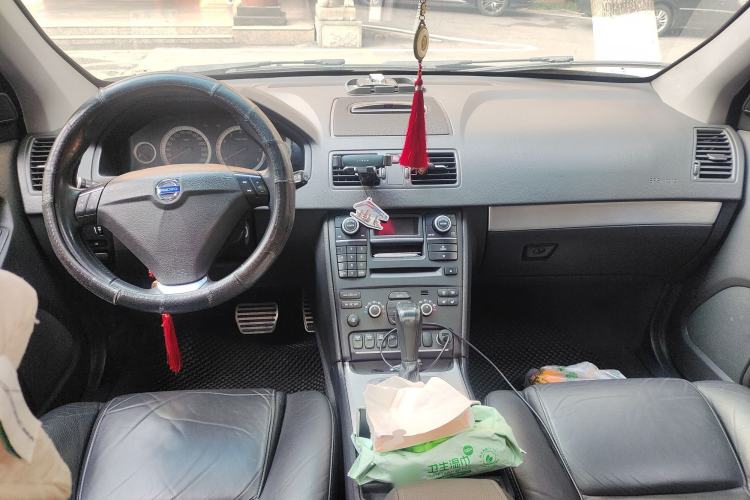 Used Volvo XC Classic 2014 T5 Luxury Edition Center Console