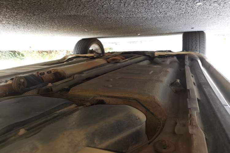 Used Volvo XC Classic 2014 T5 Executive Edition Chassis Rear Left