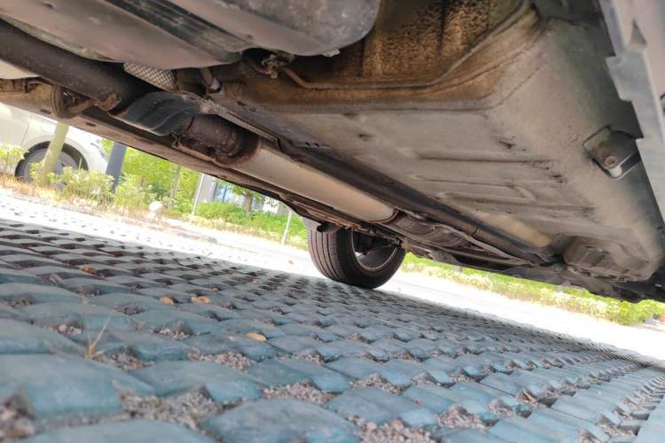 Used Volvo XC Classic 2014 T5 Luxury Edition Chassis Rear Right