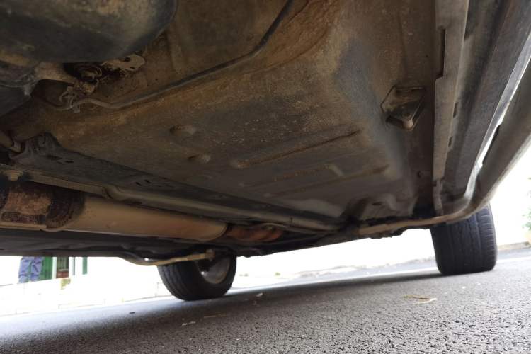 Used Volvo XC Classic 2014 T5 Executive Edition Chassis Rear Right