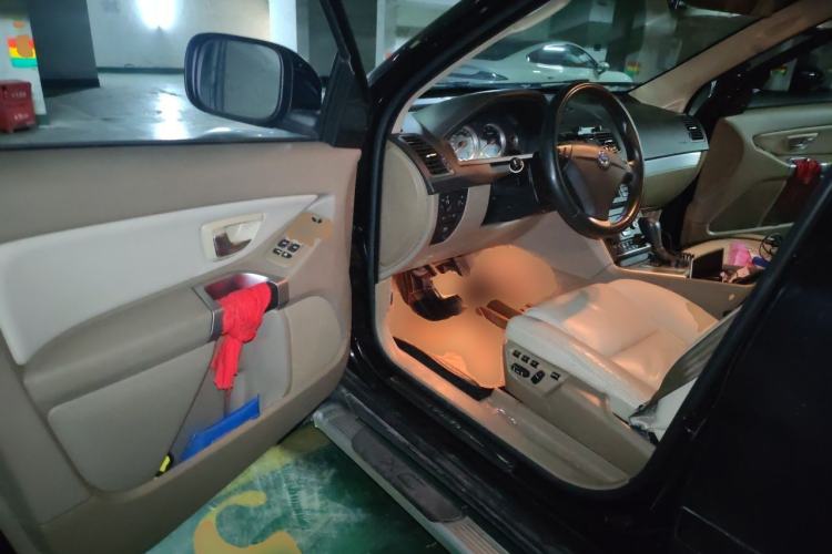 Used Volvo XC Classic 2014 T5 Luxury Edition Driver Seat