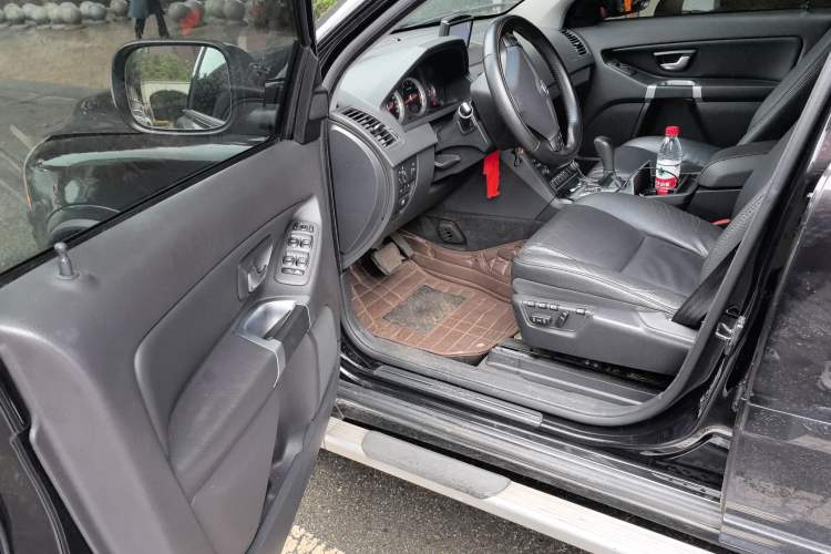 Used Volvo XC Classic 2014 T5 Luxury Edition Driver Seat