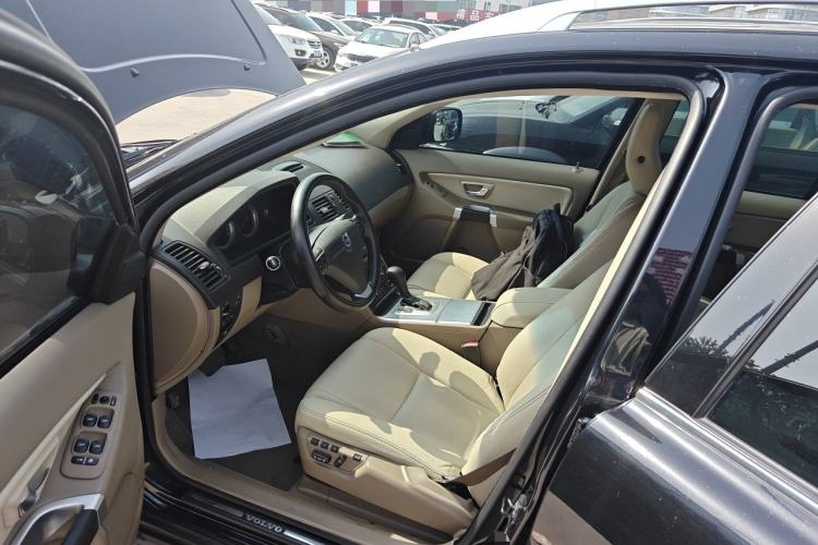 Used Volvo XC Classic 2014 T5 Luxury Edition Driver Seat