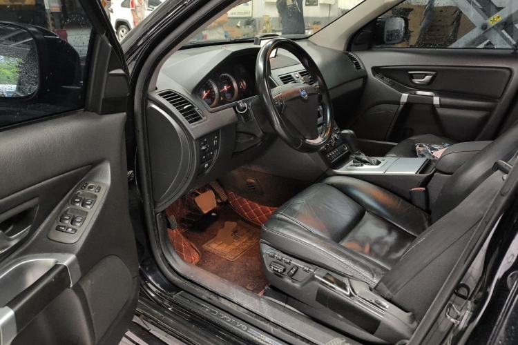 Used Volvo XC Classic 2014 T5 Luxury Edition Driver Seat
