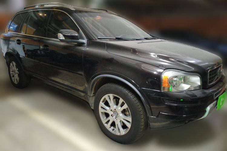 Used Volvo XC Classic 2014 T5 Luxury Edition Front Right 45 Deg