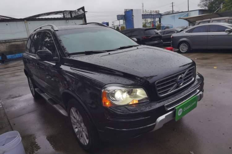 Used Volvo XC Classic 2014 T5 Luxury Edition Front Right 45 Deg