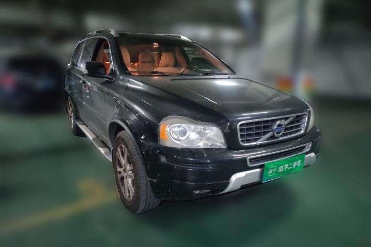 Used Volvo XC Classic 2014 T5 Luxury Edition Front Right 45 Deg