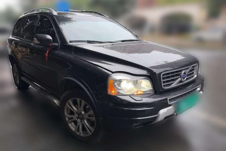 Used Volvo XC Classic 2014 T5 Luxury Edition Front Right 45 Deg