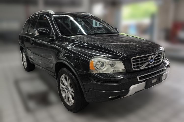 Used Volvo XC Classic 2014 T5 Luxury Edition Front Right 45 Deg