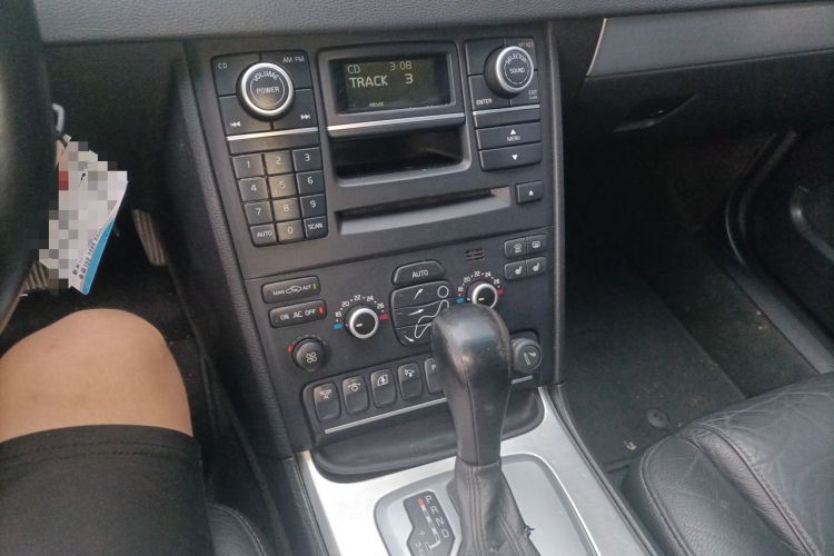 Used Volvo XC Classic 2014 T5 Luxury Edition Gear Lever