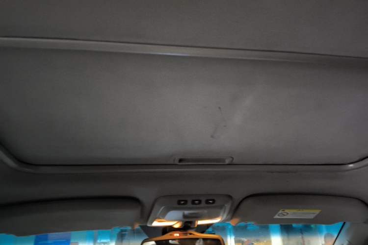 Used Volvo XC Classic 2014 T5 Luxury Edition Headliner