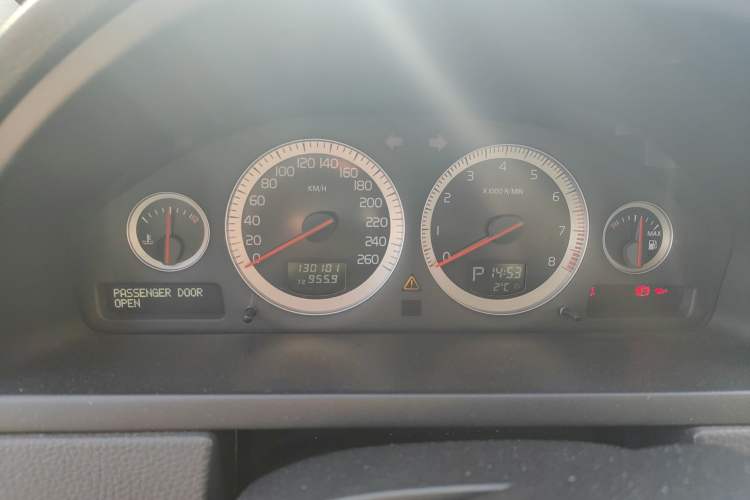 Used Volvo XC Classic 2014 T5 Luxury Edition Instrument Cluster