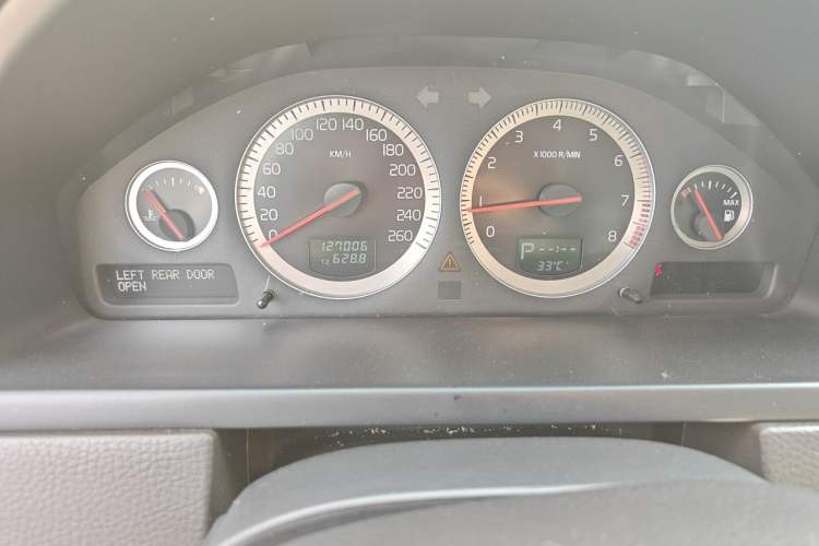 Used Volvo XC Classic 2014 T5 Luxury Edition Instrument Cluster