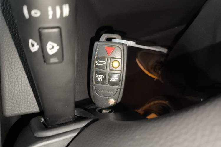 Used Volvo XC Classic 2014 T5 Luxury Edition Interior 1