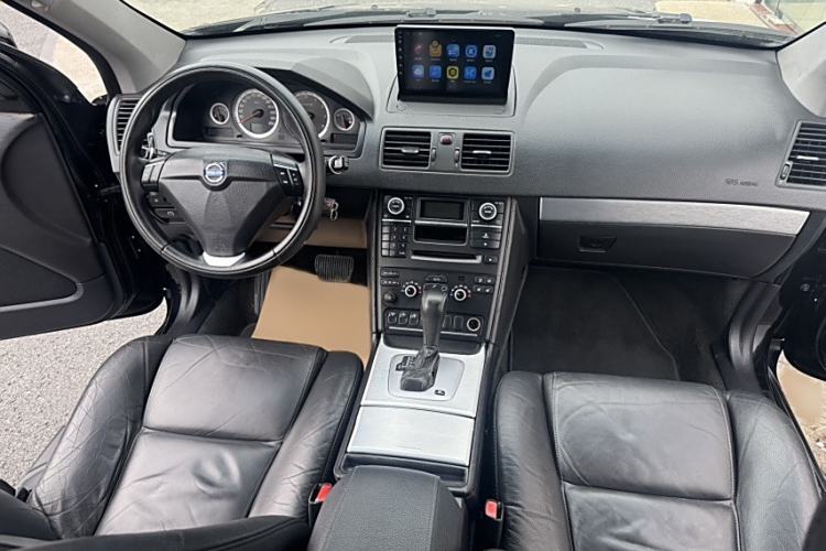 Used Volvo XC Classic 2014 T5 Luxury Edition Interior 2