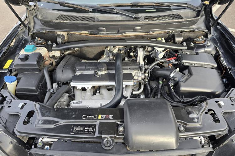 Used Volvo XC Classic 2014 T5 Luxury Edition Interior 4