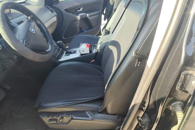 Used Volvo XC Classic 2014 T5 Luxury Edition Left Front Seat