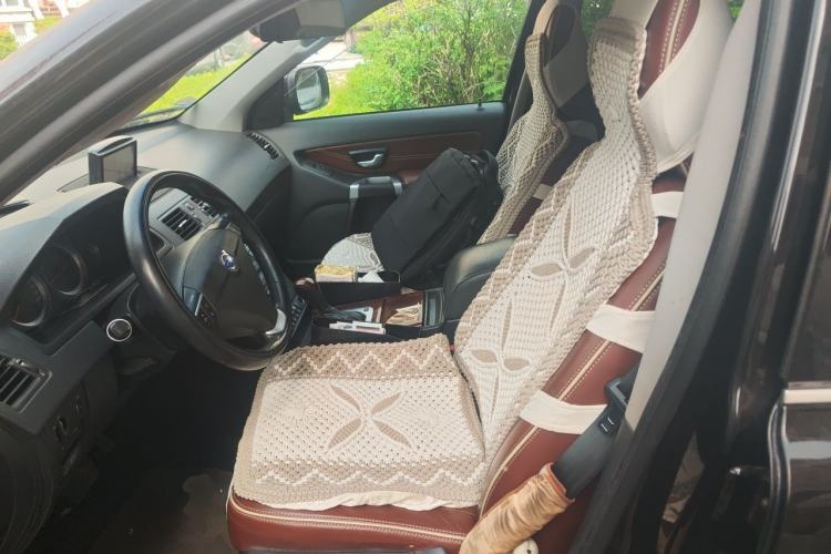 Used Volvo XC Classic  Left Front Seat