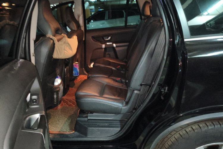 Used Volvo XC Classic 2014 T5 Luxury Edition Left Rear Seat