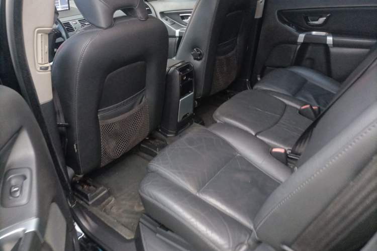 Used Volvo XC Classic 2014 T5 Luxury Edition Left Rear Seat