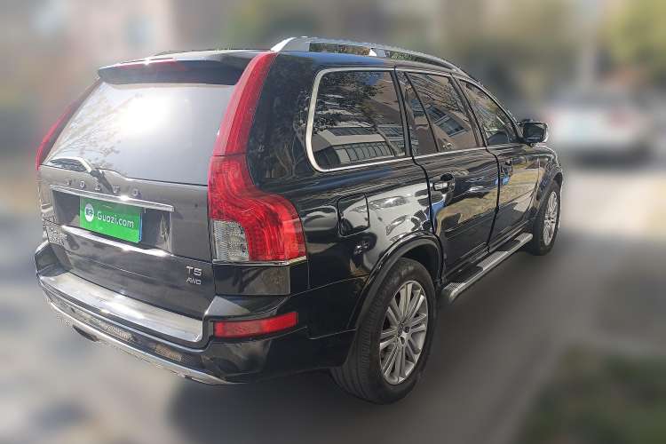 Used Volvo XC Classic 2014 T5 Executive Edition Rear Right 45 Deg