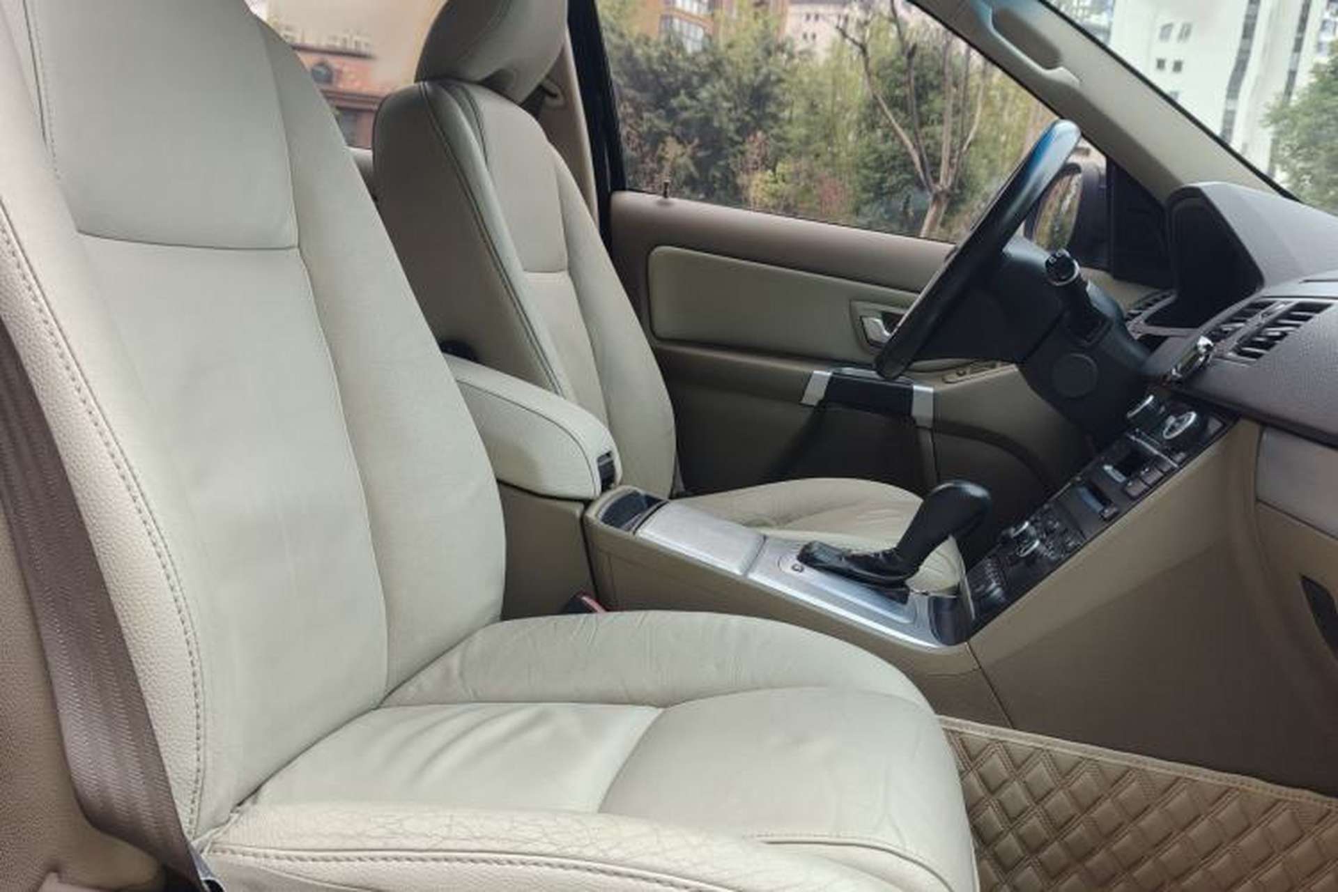 Used Volvo XC Classic 2014 T5 Luxury Edition Right Front Seat
