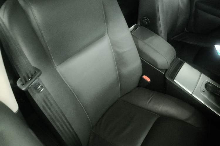 Used Volvo XC Classic 2014 T5 Luxury Edition Right Front Seat