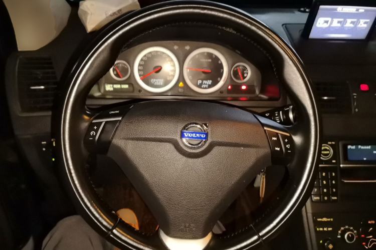 Used Volvo XC Classic 2014 T5 Luxury Edition Steering Wheel