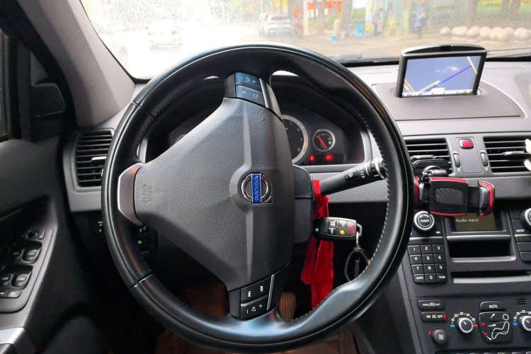 Used Volvo XC Classic 2014 T5 Luxury Edition Steering Wheel