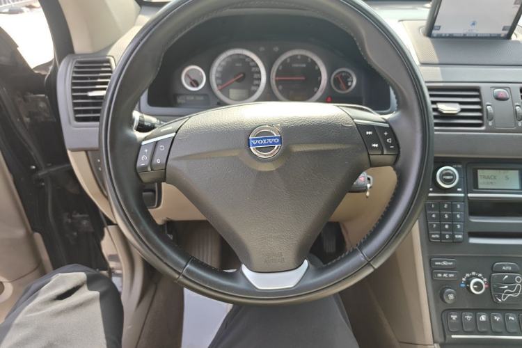 Used Volvo XC Classic 2014 T5 Luxury Edition Steering Wheel