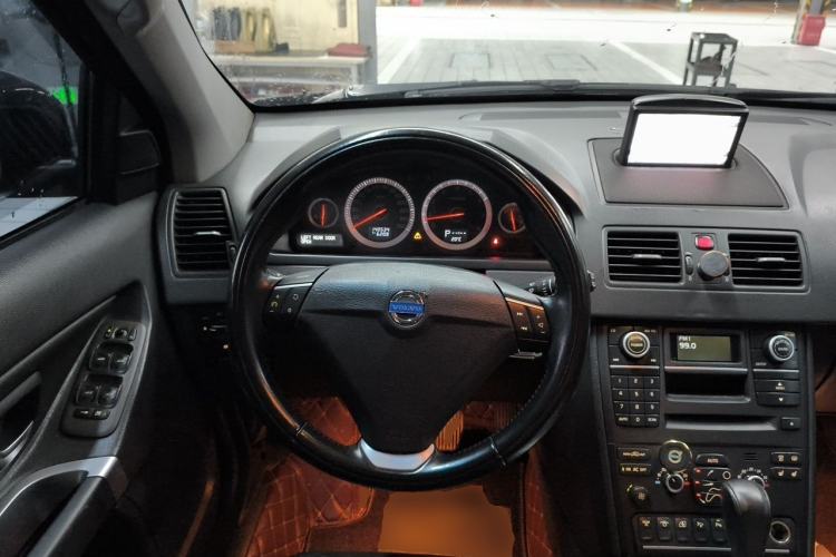 Used Volvo XC Classic 2014 T5 Luxury Edition Steering Wheel