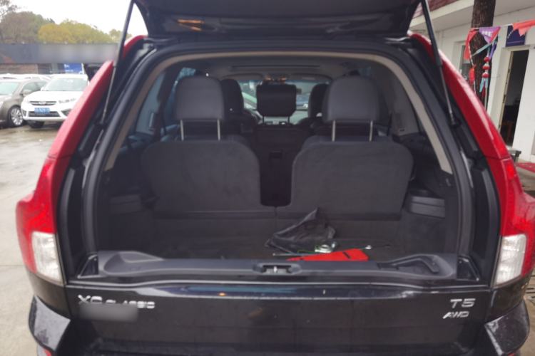Used Volvo XC Classic 2014 T5 Luxury Edition Trunk