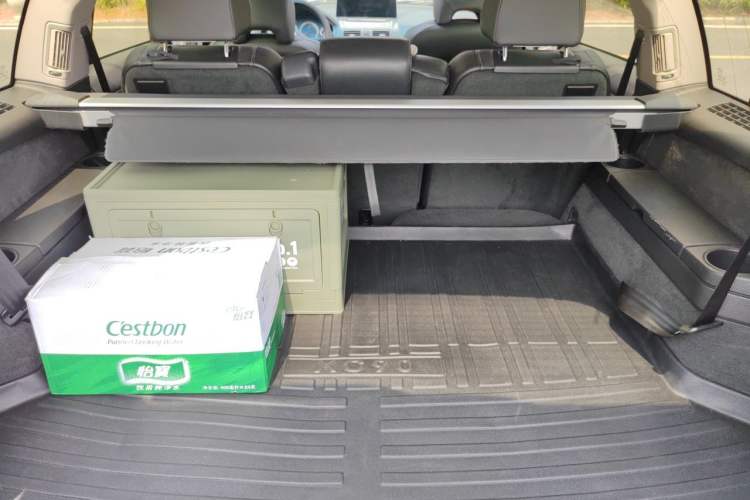 Used Volvo XC Classic 2014 T5 Luxury Edition Trunk