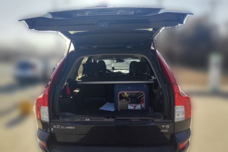 Used Volvo XC Classic 2014 T5 Luxury Edition Trunk