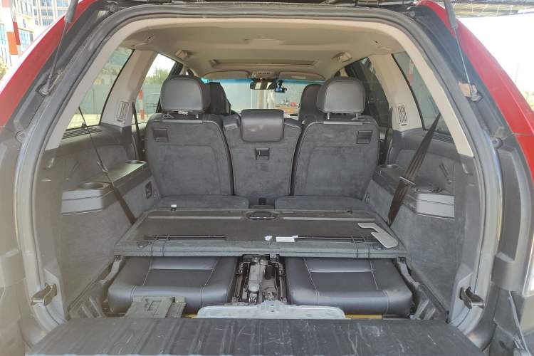 Used Volvo XC Classic 2014 T5 Luxury Edition Trunk