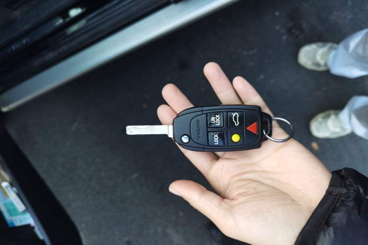 Used Volvo XC Classic 2014 T5 Executive Edition Vehicle Key