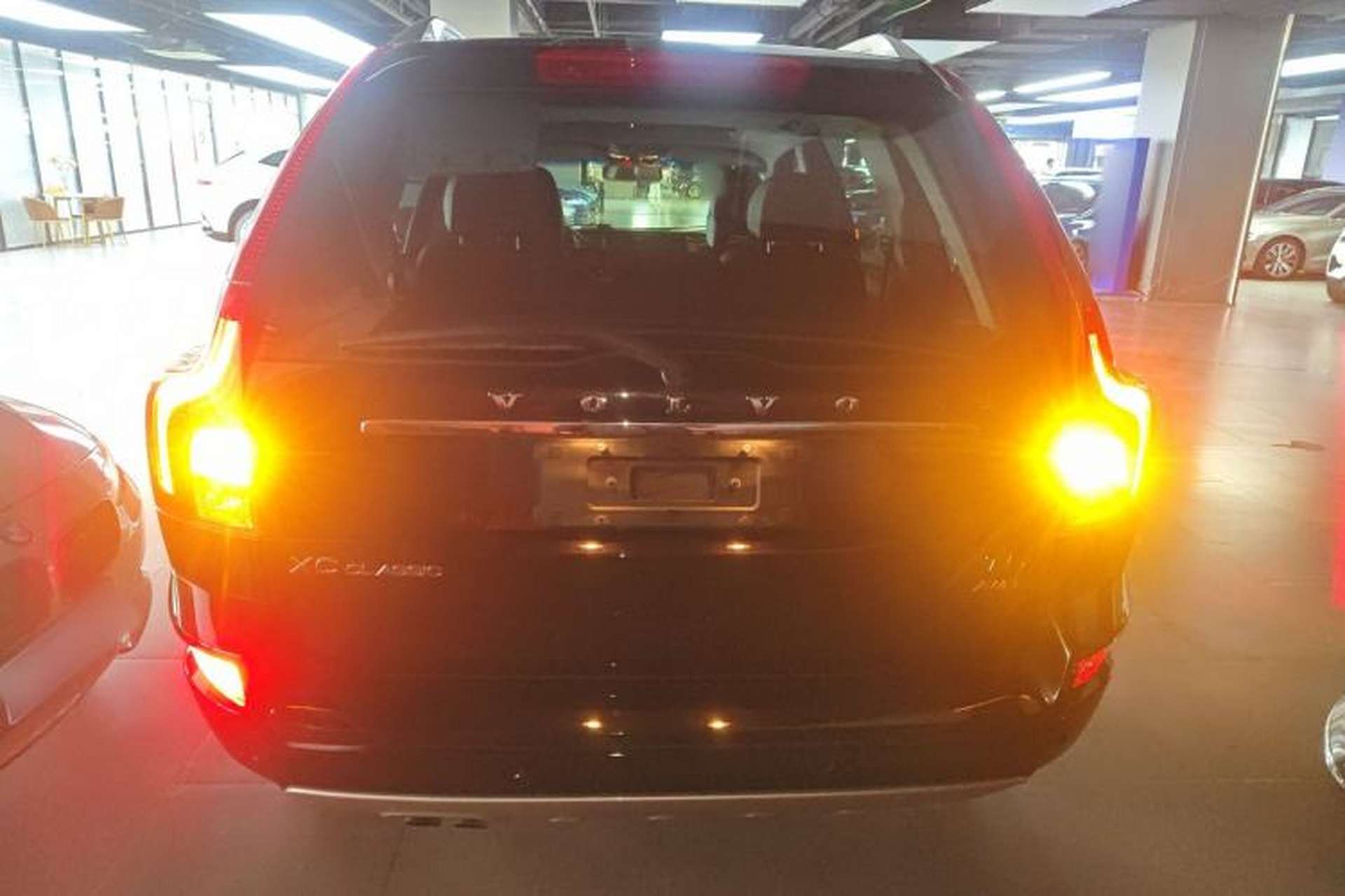 Used Volvo XC Classic 2014 T5 Luxury Edition Exterior 4