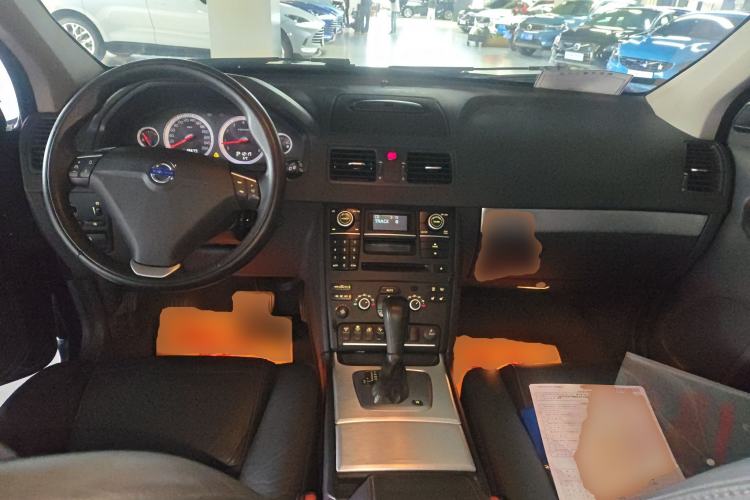 Used Volvo XC Classic 2014 T5 Luxury Edition Interior 2