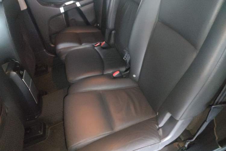 Used Volvo XC Classic 2014 T5 Luxury Edition Interior 4