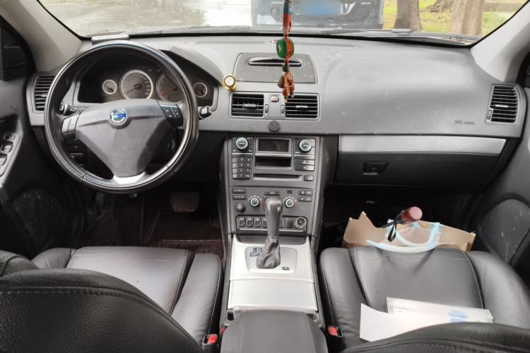 Used Volvo XC Classic 2014 T5 Luxury Edition Center Console